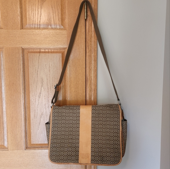 Coach Handbags - Coach Crossbody Satchel/Messenger Bag